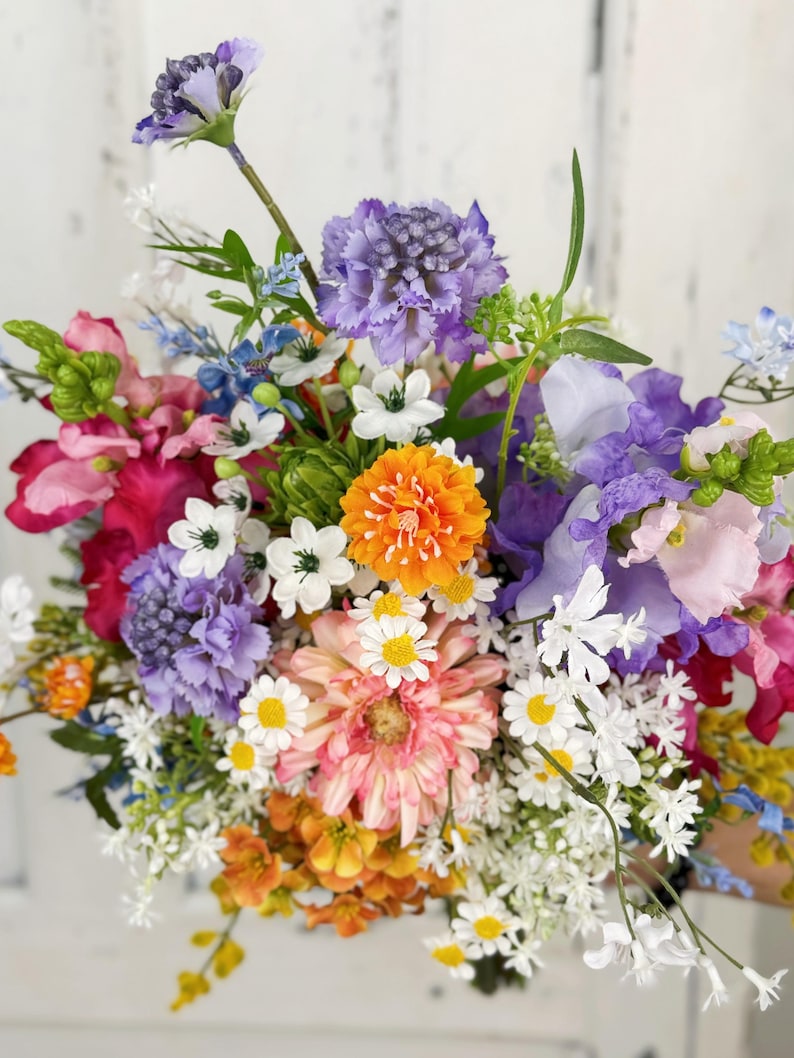 Summer Vibe Wildflowers Bridal Bouquet, Jewel Tone Color, Modern Bridal Trends, Destination Wedding Flower